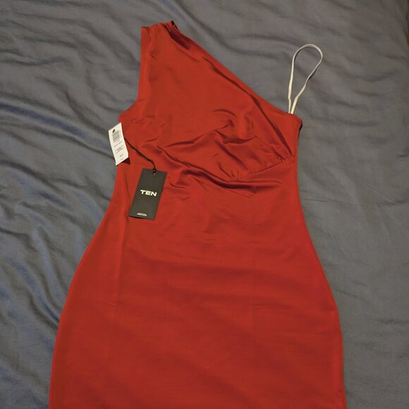Aritzia TEN SPOTLIGHT DRESS XS Flashing Red Brand New With Tags! $88 - Picture 5 of 9